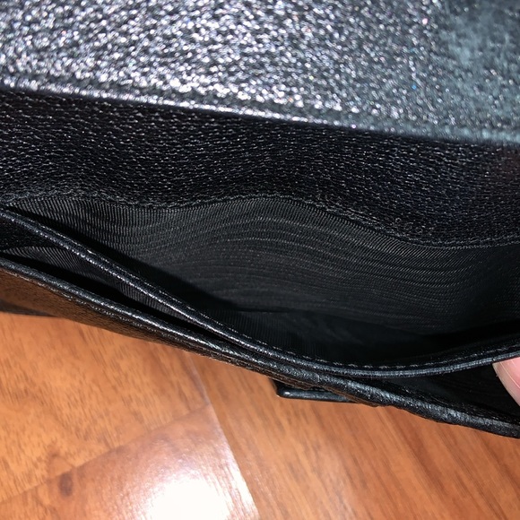 Authentic Gucci Monogram GG Canvas Flap Wallet with Bow - Picture 13 of 16